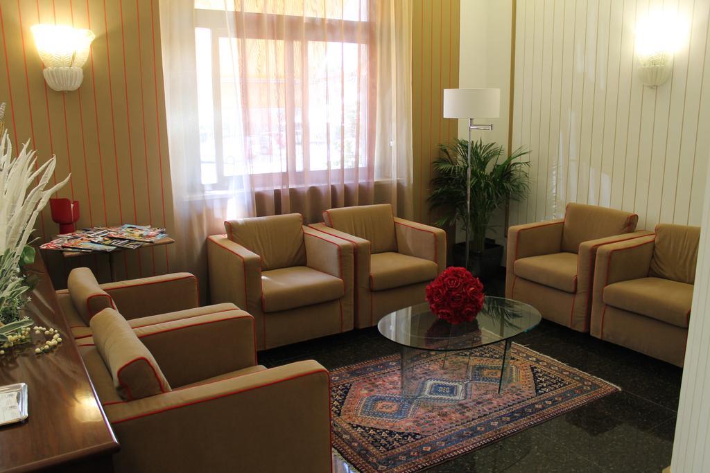 Hotel La Pace San Mauro Torinese Dış mekan fotoğraf