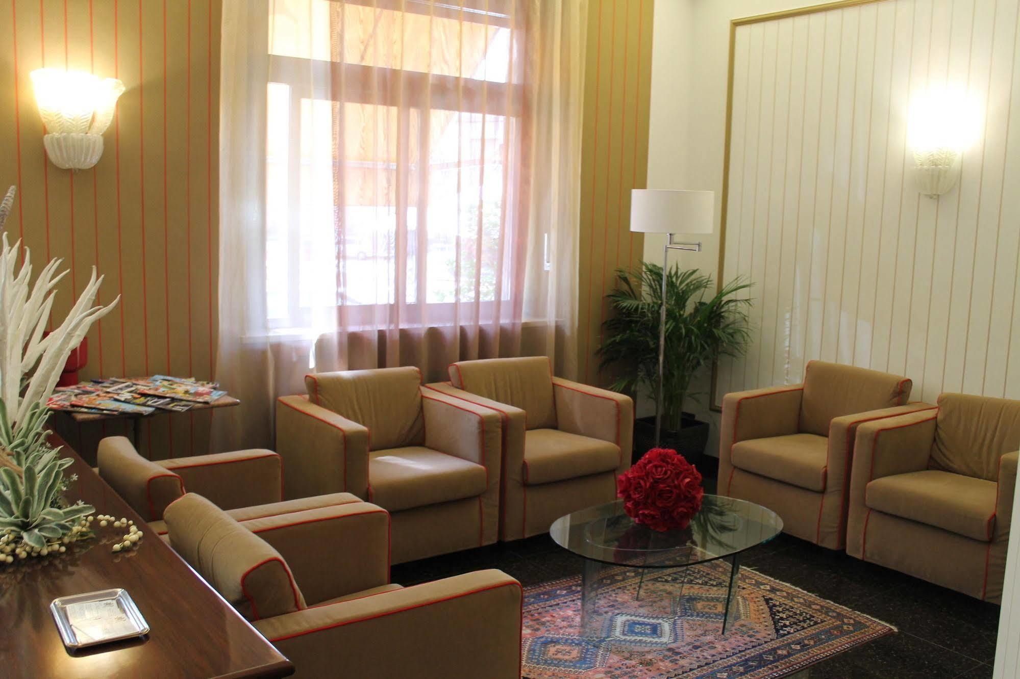 Hotel La Pace San Mauro Torinese Dış mekan fotoğraf
